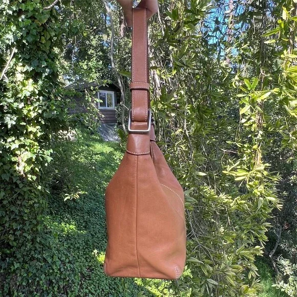 COACH Vintage Y2K British Tan Ergo Hobo Shoulder Bag Silver Hardware AUTHENTIC